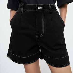 NWOT Kowtow Outline Shorts XL